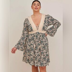 Torrid size 2x Black and Cream Floral Dress